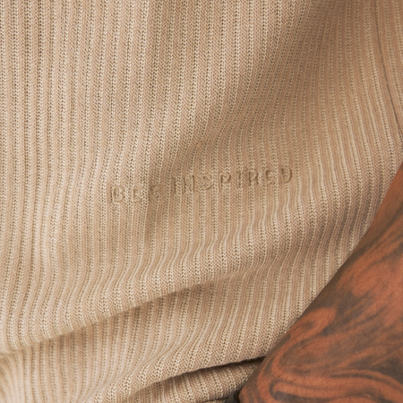 Bee Inspired Ake Shirt in Clay, short sleeve shirt with a classic camp collar, close-up