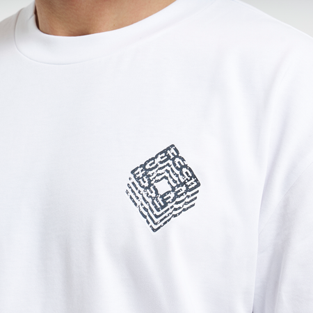 Bee Inspired Icardi Oversized T-Shirt in White, oversized fit tee with a straight hem in 100% cotton, alternate angle