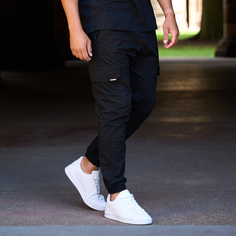 Rivero Cargo Pants - Black