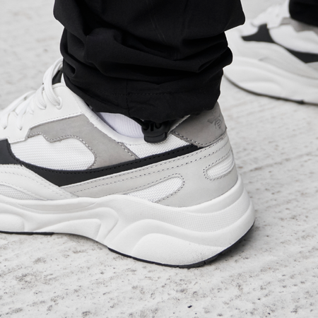 Bee Inspired Ricardo Runner Trainer in White/Grey/Black, everyday runner trainer built for all-day comfort