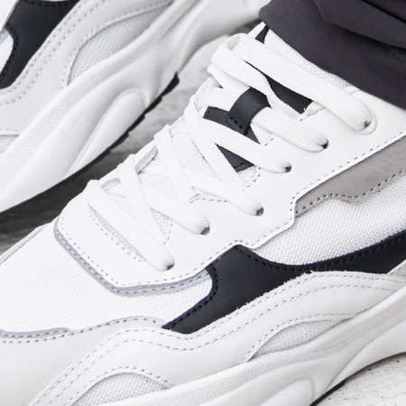 Bee Inspired Ricardo Runner Trainer in White/Grey/Black, everyday runner trainer built for all-day comfort