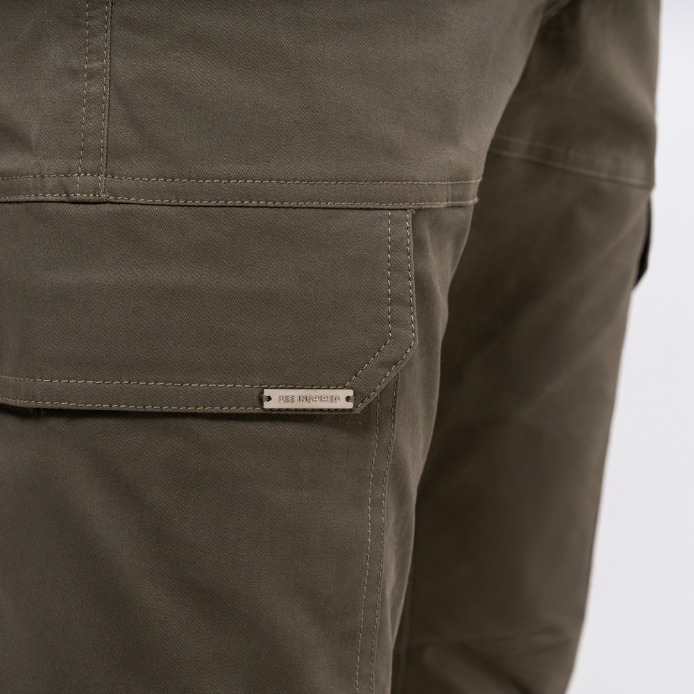 Rivero Cargo Pants - Khaki