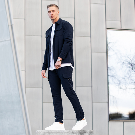Bee Inspired Guardiola Cargo Pants in Dark Navy, regular fit cargo trousers with utility pockets and tonal branding