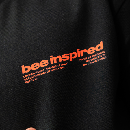Junior Ajer T-Shirt- Black/Orange
