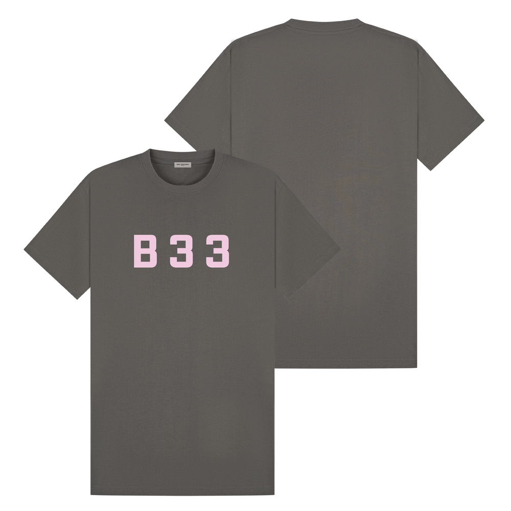 Recoba T-Shirt - Charcoal/Pink Relaxed Fit