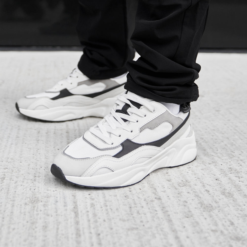 Ricardo Runner Trainer - White/Grey/Black