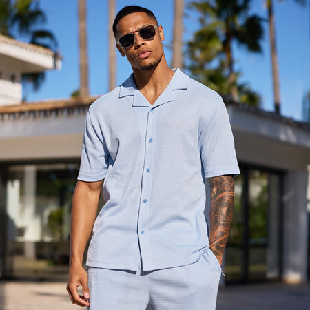 Bee Inspired Sommer Shirt in Ice Blue, relaxed fit shirt, part of the Sommer twin set, front view