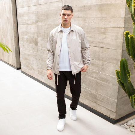 Bee Inspired Guardiola Cargo Pants in Black, regular fit cargo trousers with utility pockets and metal D-ring pulls