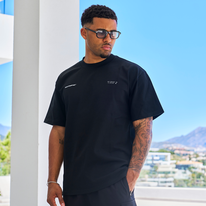 Mata Oversized T-Shirt - Black