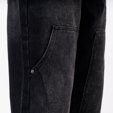 Bee Inspired Pirlo Relaxed Jeans in Black, relaxed fit jeans with structured workwear-inspired panelling, close-up