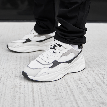 Bee Inspired Ricardo Runner Trainer in White/Grey/Black, everyday runner trainer built for all-day comfort