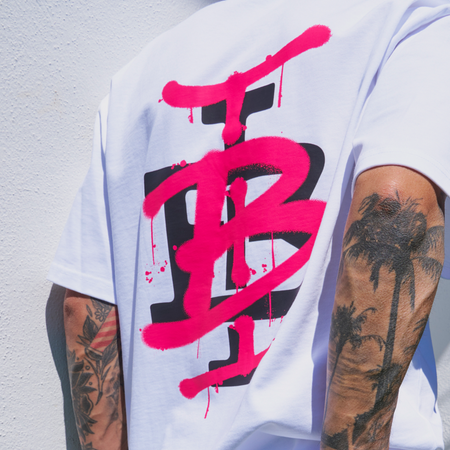 Bee Inspired Tonali Oversized T-Shirt in White/Pink, oversized tee with a graffiti-style BI monogram print, back view